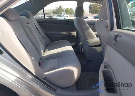 2004 Toyota Camry Le V6 из США, поврежденный, VIN 4T1BF30K54U578759